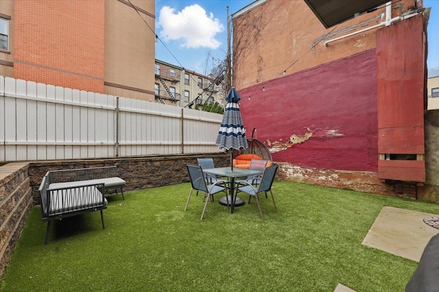 226 Bay St Unit 1, Jersey City, NJ 07302 - view of yard featuring a patio