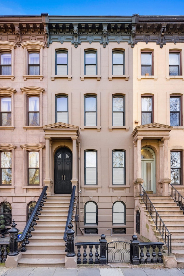 266 Barrow St, Jersey City, NJ 07302 - photo 1