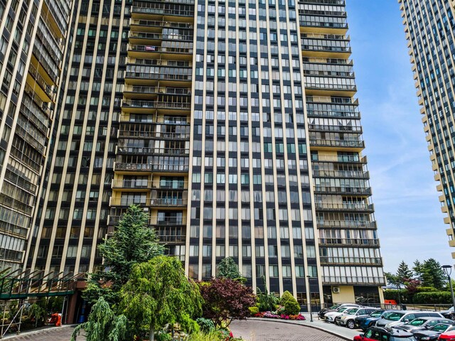 300 Winston Dr Unit C2617, Cliffside Park, NJ 07010 - photo 27