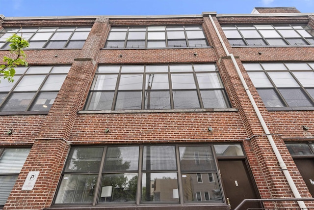 300 Communipaw Ave Unit 17, Jersey City, NJ 07304 - view of building exterior
