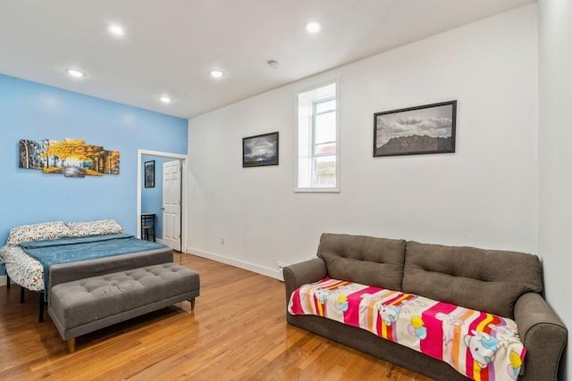 527 Kennedy Blvd, Bayonne, NJ 07002 - living area featuring baseboards, light wood finished floors, and recessed lighting