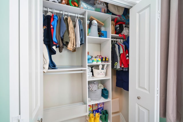 186 Wayne St Unit D-106, Jersey City, NJ 07302 - view of closet