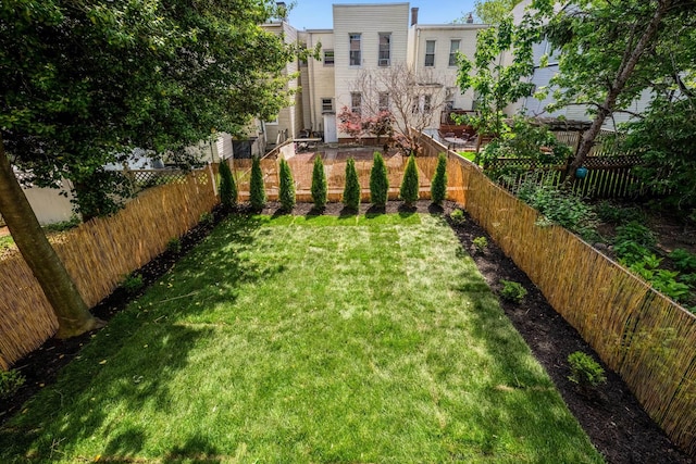 127 Jane St, Weehawken, NJ 07086 - view of yard