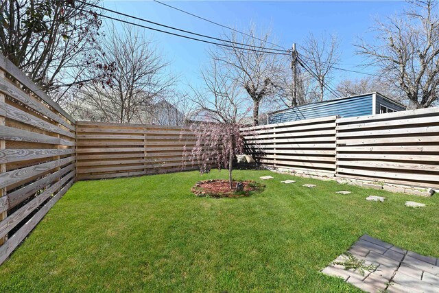 77 Clerk St Unit 1, Jersey City, NJ 07305 - view of yard