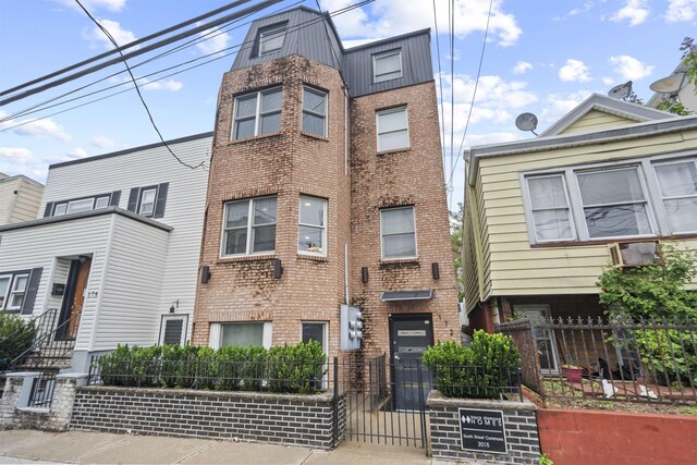 172 S St Unit 2A, Jersey City, NJ 07307