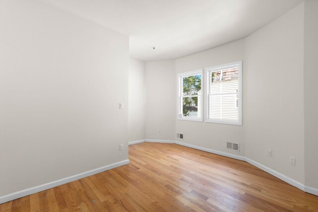 195 Stanley Pl, Hackensack, NJ 07601 - spare room featuring light wood-style flooring and baseboards