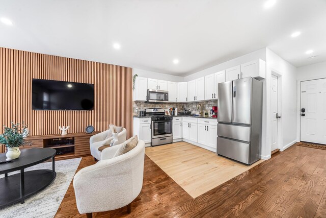 258 Princeton Ave, Jersey City, NJ 07305 - photo 4