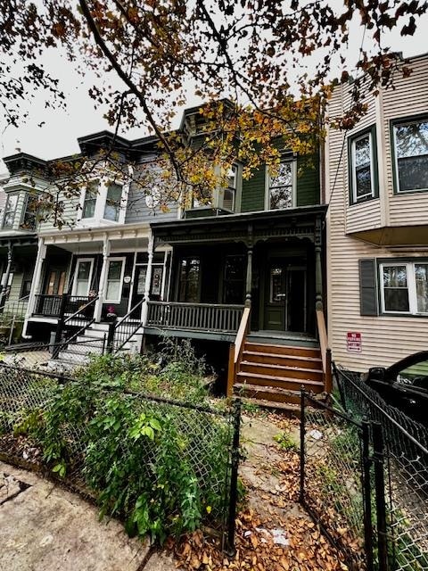 view of front of property with a porch