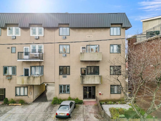 40 W 20th St Unit 6, Bayonne, NJ 07002 - photo 1