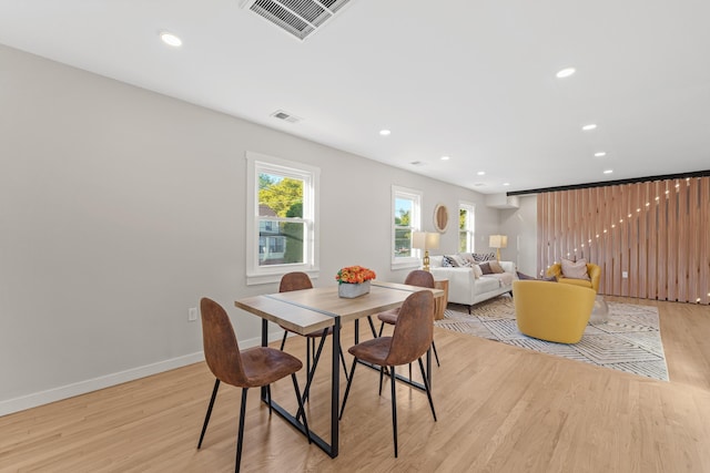 312 Garfield Ave Unit 2, Jersey City, NJ 07305 - dining area featuring light wood-type flooring and recessed lighting
