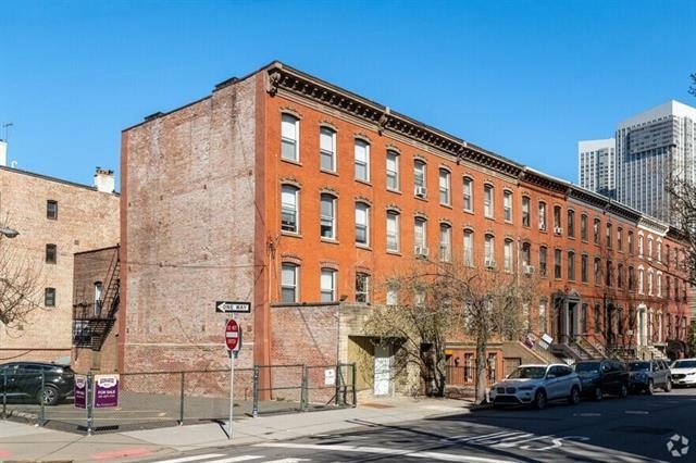 217 Warren St Unit 2, Jersey City, NJ 07302 - view of building exterior