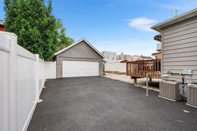 725 4th St, Secaucus, NJ 07094 - photo 18
