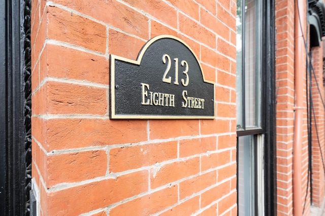213 8th St, Jersey City, NJ 07302 - exterior view of brick siding