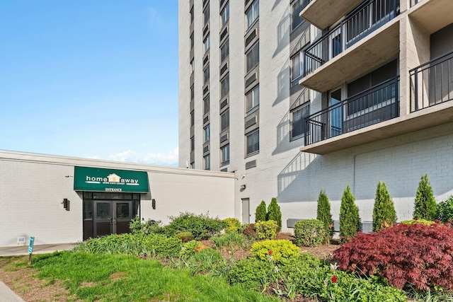 100 Manhattan Ave Unit 1217, Union City, NJ 07087 - view of building exterior