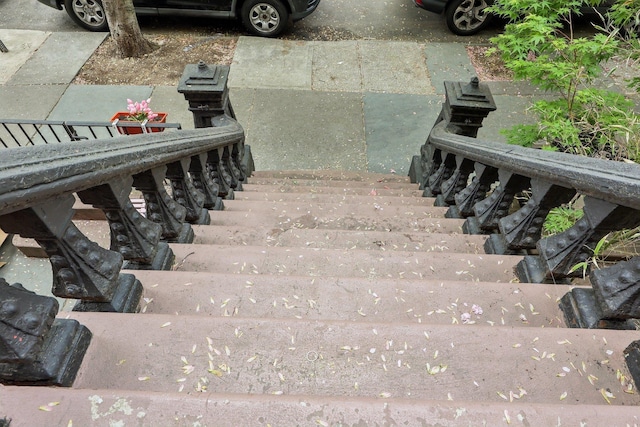 300 Barrow St, Jersey City, NJ 07302 - view of staircase