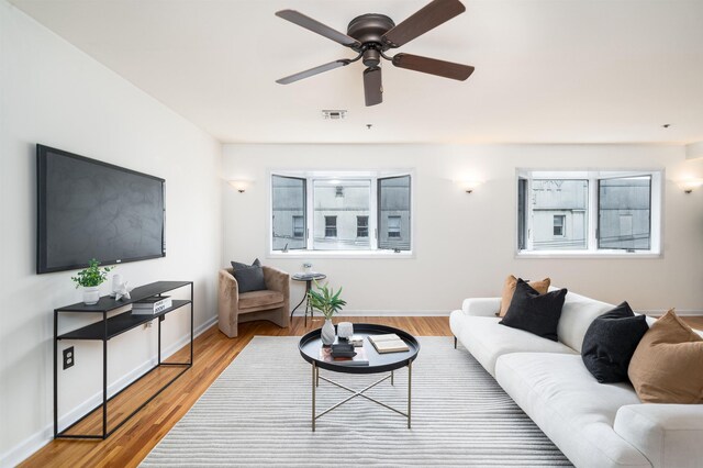 721 Madison St Unit 4N, Hoboken, NJ 07030 - living area featuring a ceiling fan and light wood finished floors