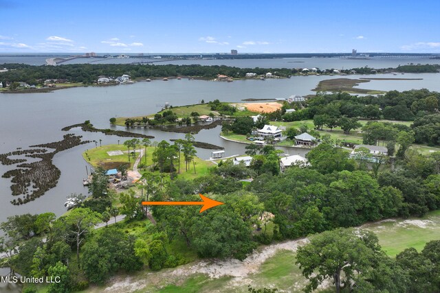 5720 Shore Dr, Ocean Springs, MS 39564