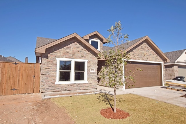 view of front facade with a garage