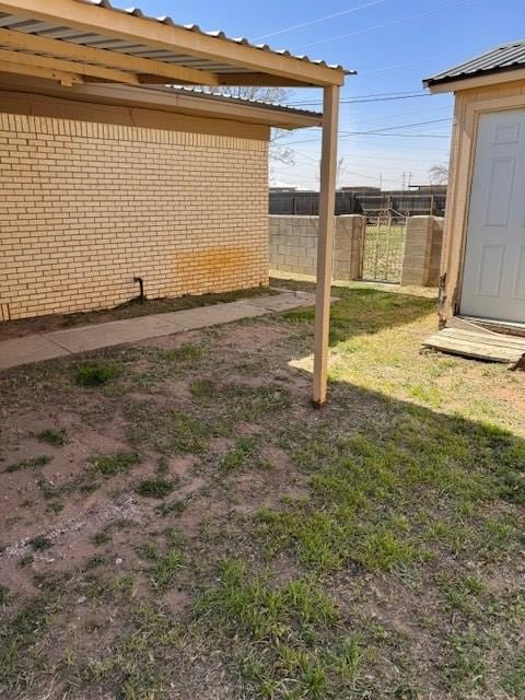 view of yard featuring fence