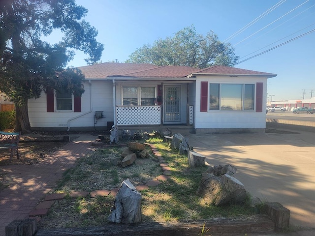 view of front of home