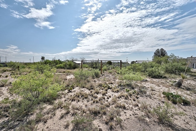 Listing photo 3 for 1008 N Ordenar St, Marfa TX 79843