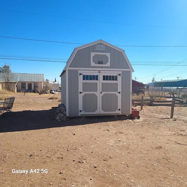 view of outbuilding