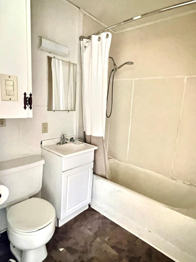 full bathroom featuring toilet, vanity, and shower / tub combo with curtain