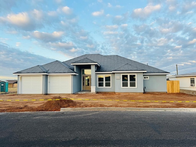 view of front facade featuring a garage