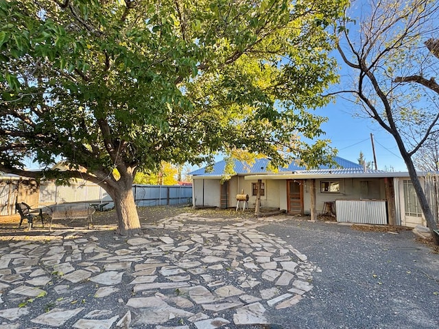 view of front of house