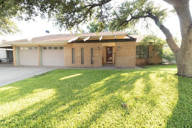 1309 S Nelson Ave, Monahans, TX 79756 - photo 1