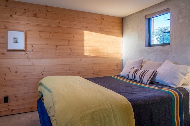 1109 E Murphy St, Marfa, TX 79843 - bedroom featuring wooden walls