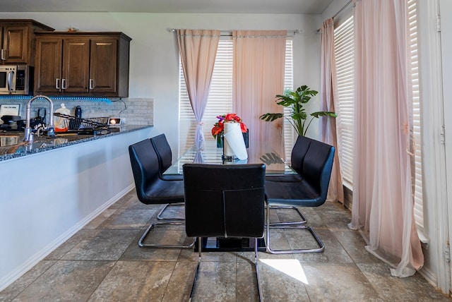 dining area with sink