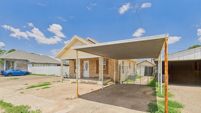 611 W 8th St, Pecos, TX 79772 - photo 2