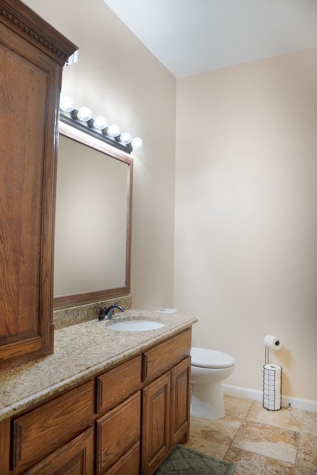9540 W April St, Odessa, TX 79764 - half bath featuring vanity and toilet