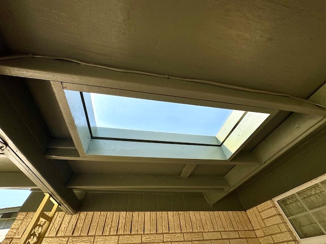 2003 N Enfield Rd, Alpine, TX 79830 - detailed view of a skylight