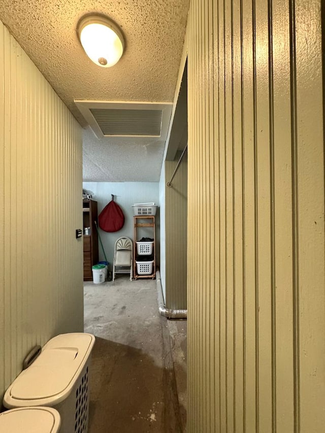 2003 N Enfield Rd, Alpine, TX 79830 - hall featuring attic access