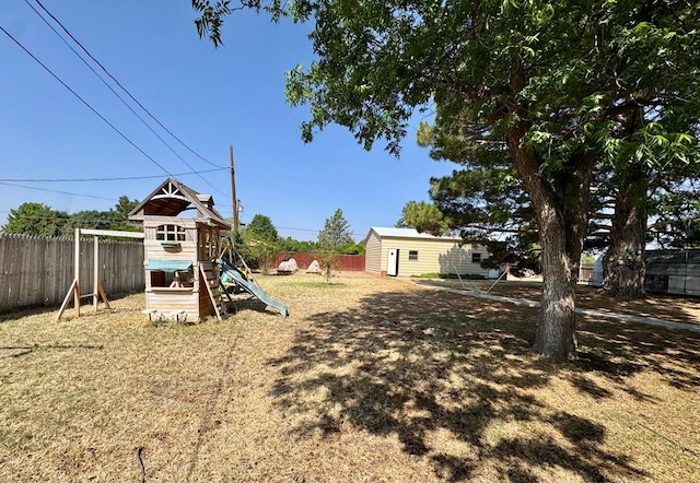 2003 N Enfield Rd, Alpine, TX 79830 - view of yard featuring a playground