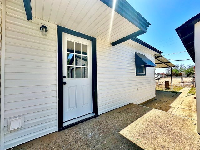 415 S Hendrickson St, Goldsmith, TX 79741 - photo 4
