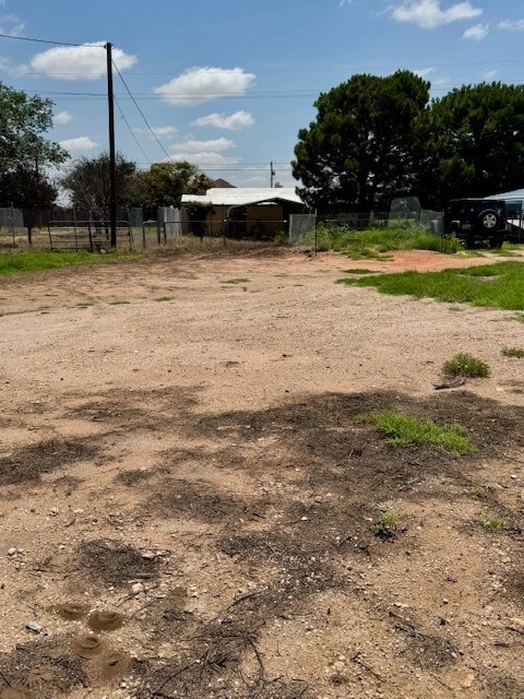 404 SE 4th, Seminole, TX 79360 - photo 4