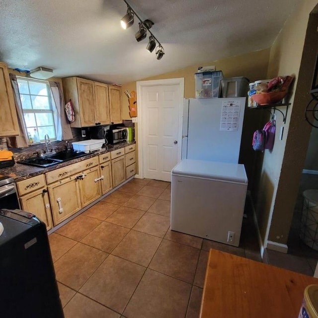 604 E 10th St, Mccamey, TX 79752 - photo 14