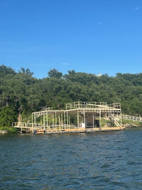 572 Oak Point Dr, Lake Brownwood, TX 76857 - photo 4