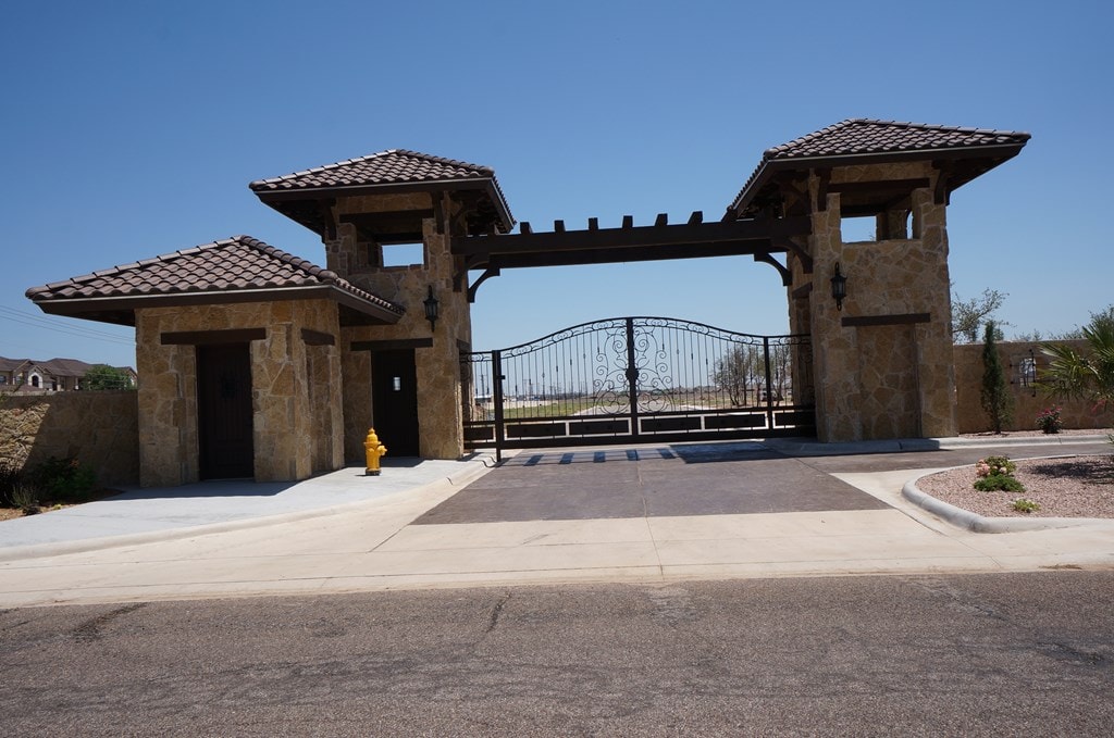 103 Bella Vista Cir, Odessa, TX 79767