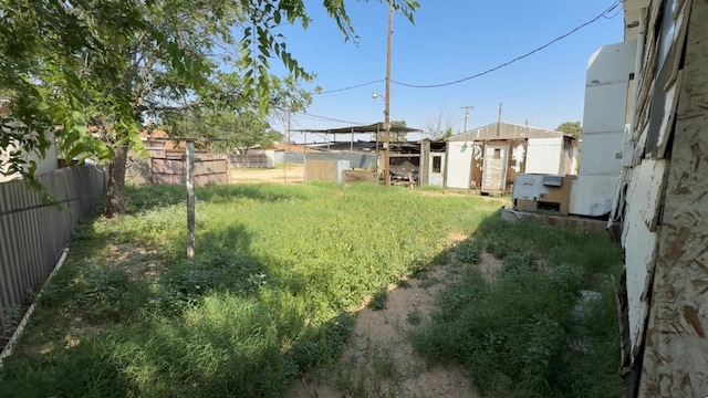 1408 Emerson Ave, Mccamey, TX 79752 - view of yard
