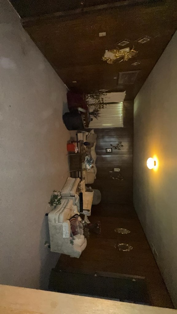 1408 Emerson Ave, Mccamey, TX 79752 - view of hallway