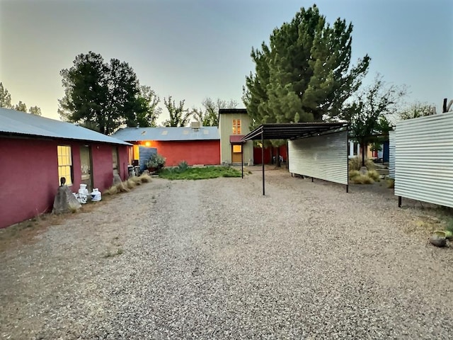 308 E Murphy St, Marfa, TX 79843 - view of yard featuring a detached carport and driveway