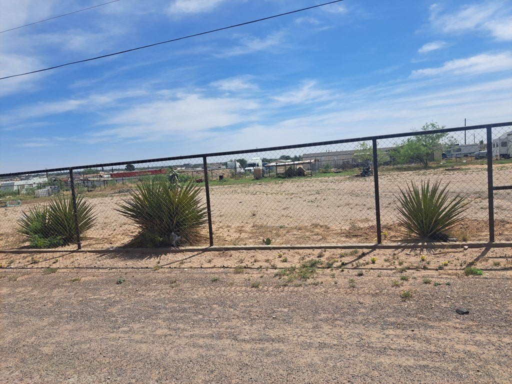 4524 N Martha Ave, Odessa, TX 79764