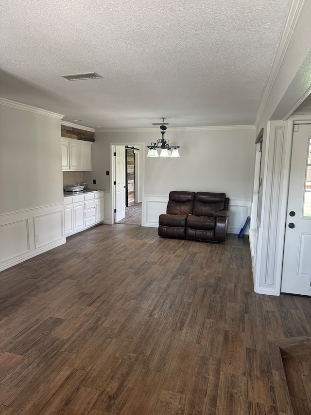 6409 Mecca St, Odessa, TX 79762 - photo 5