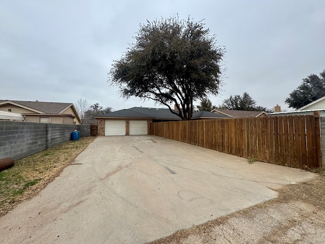 4612 Fountain Ln, Odessa, TX 79761 - view of detached garage