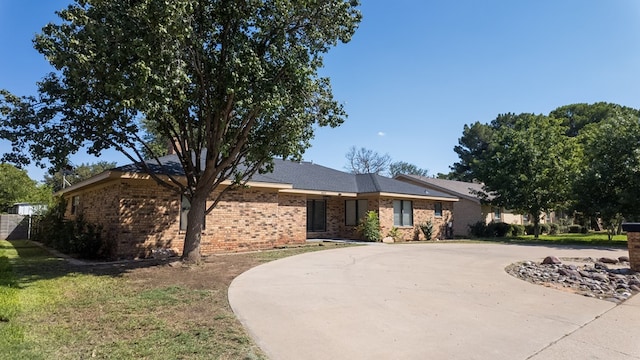 4612 Fountain Ln, Odessa, TX 79761 - photo 2