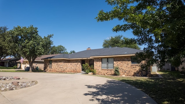 4612 Fountain Ln, Odessa, TX 79761 - photo 3
